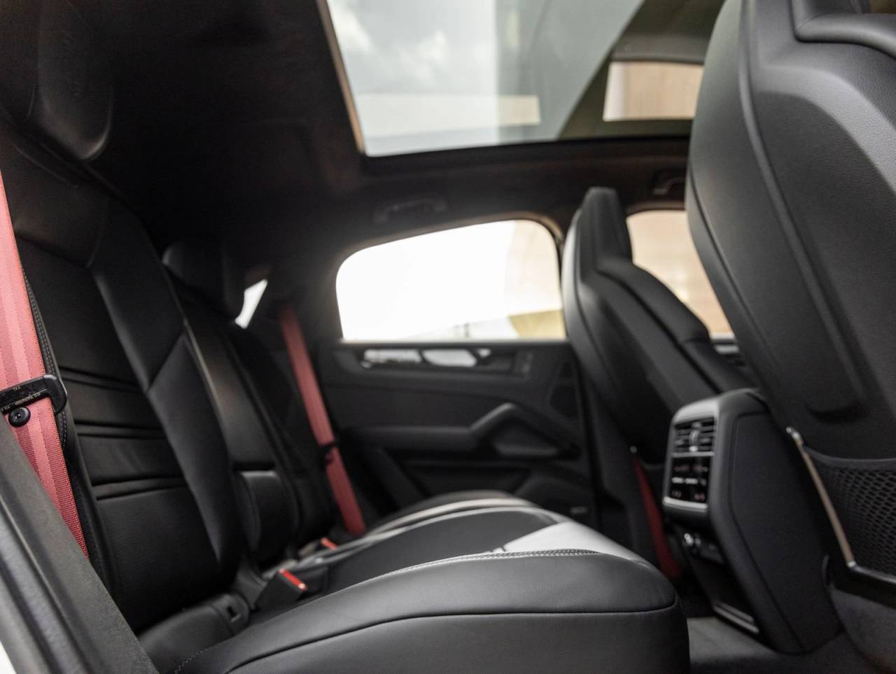 2026 Porsche Cayenne Cayenne GTS Coupe