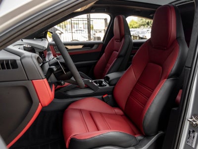 2026 Porsche Cayenne Cayenne GTS Coupe