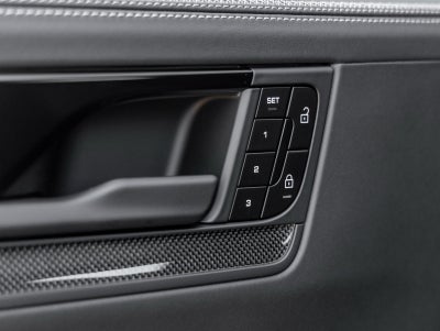 2026 Porsche Cayenne Coupe Cayenne GTS Coupe