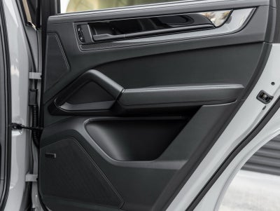 2026 Porsche Cayenne Coupe Cayenne GTS Coupe