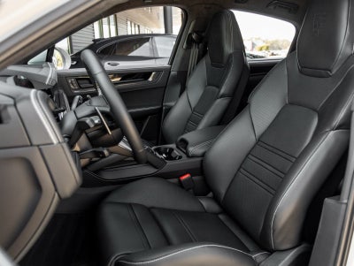 2026 Porsche Cayenne Coupe Cayenne GTS Coupe