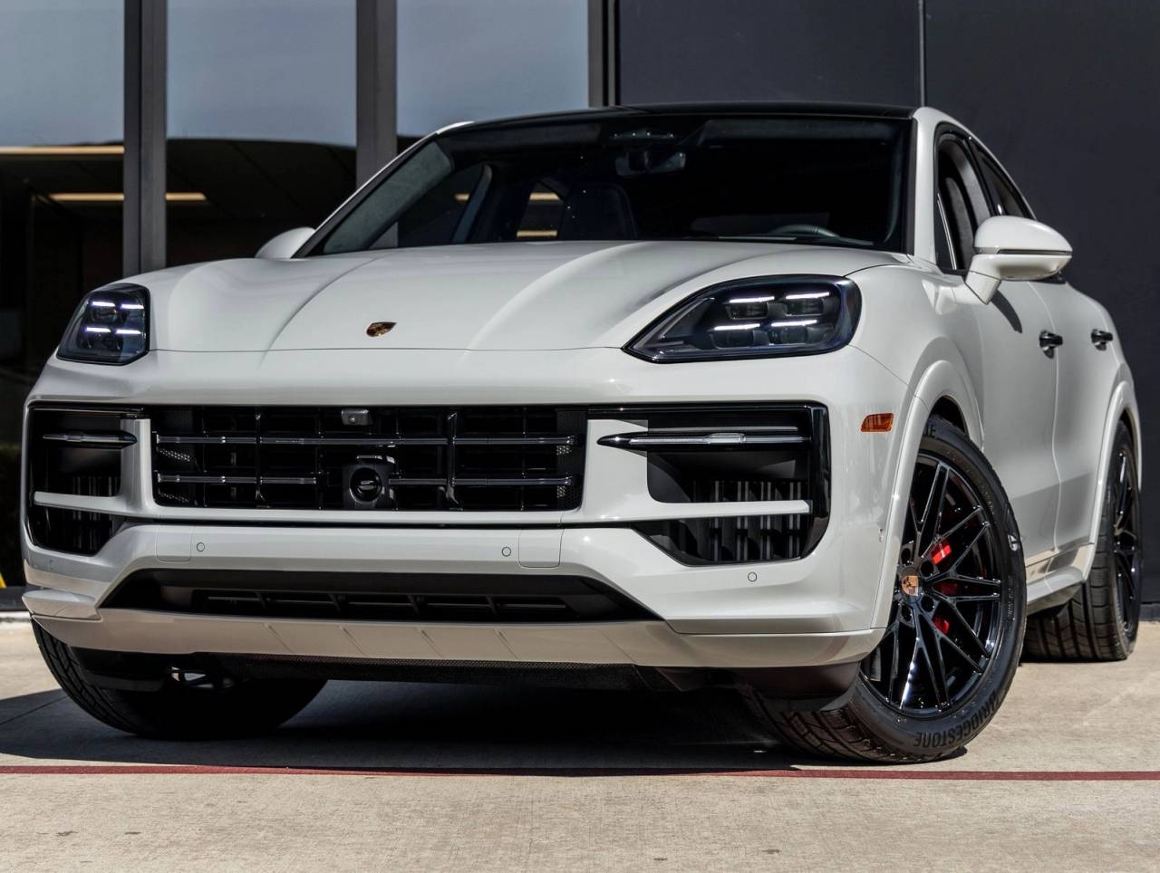 2026 Porsche Cayenne Coupe Cayenne GTS Coupe