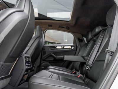 2026 Porsche Cayenne Coupe Cayenne GTS Coupe