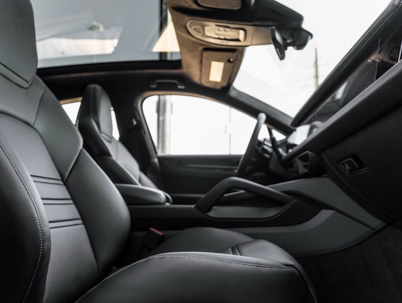 2026 Porsche Cayenne Coupe Cayenne GTS Coupe