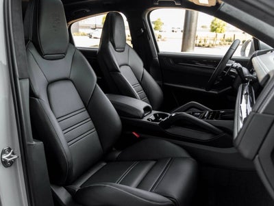 2026 Porsche Cayenne Coupe Cayenne GTS Coupe