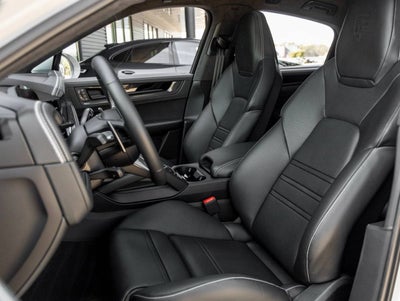 2026 Porsche Cayenne Coupe Cayenne GTS Coupe