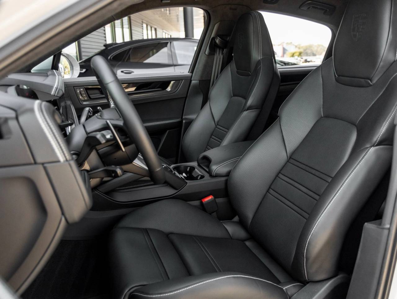 2026 Porsche Cayenne Coupe Cayenne GTS Coupe