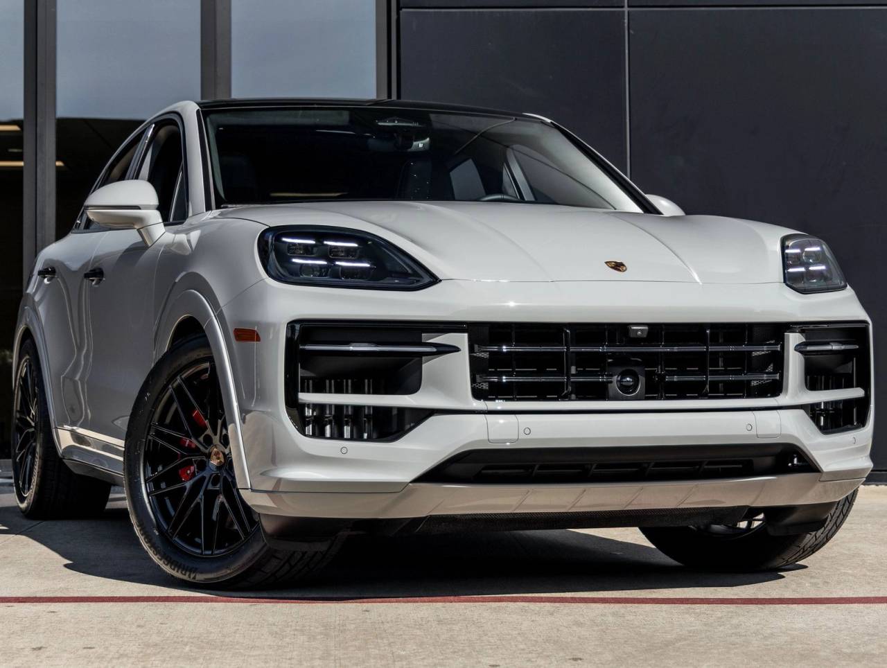 2026 Porsche Cayenne Coupe Cayenne GTS Coupe
