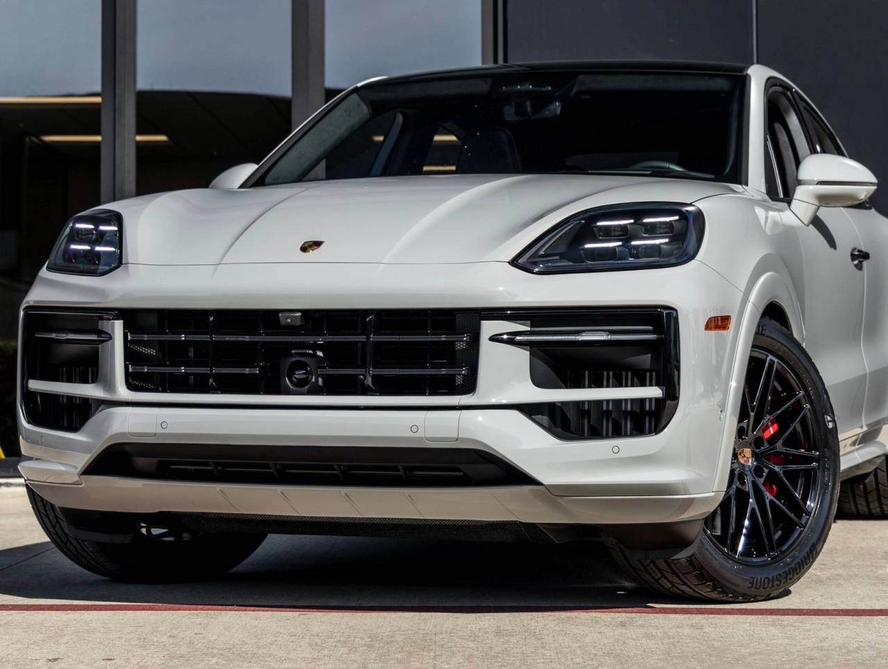 2026 Porsche Cayenne Coupe Cayenne GTS Coupe
