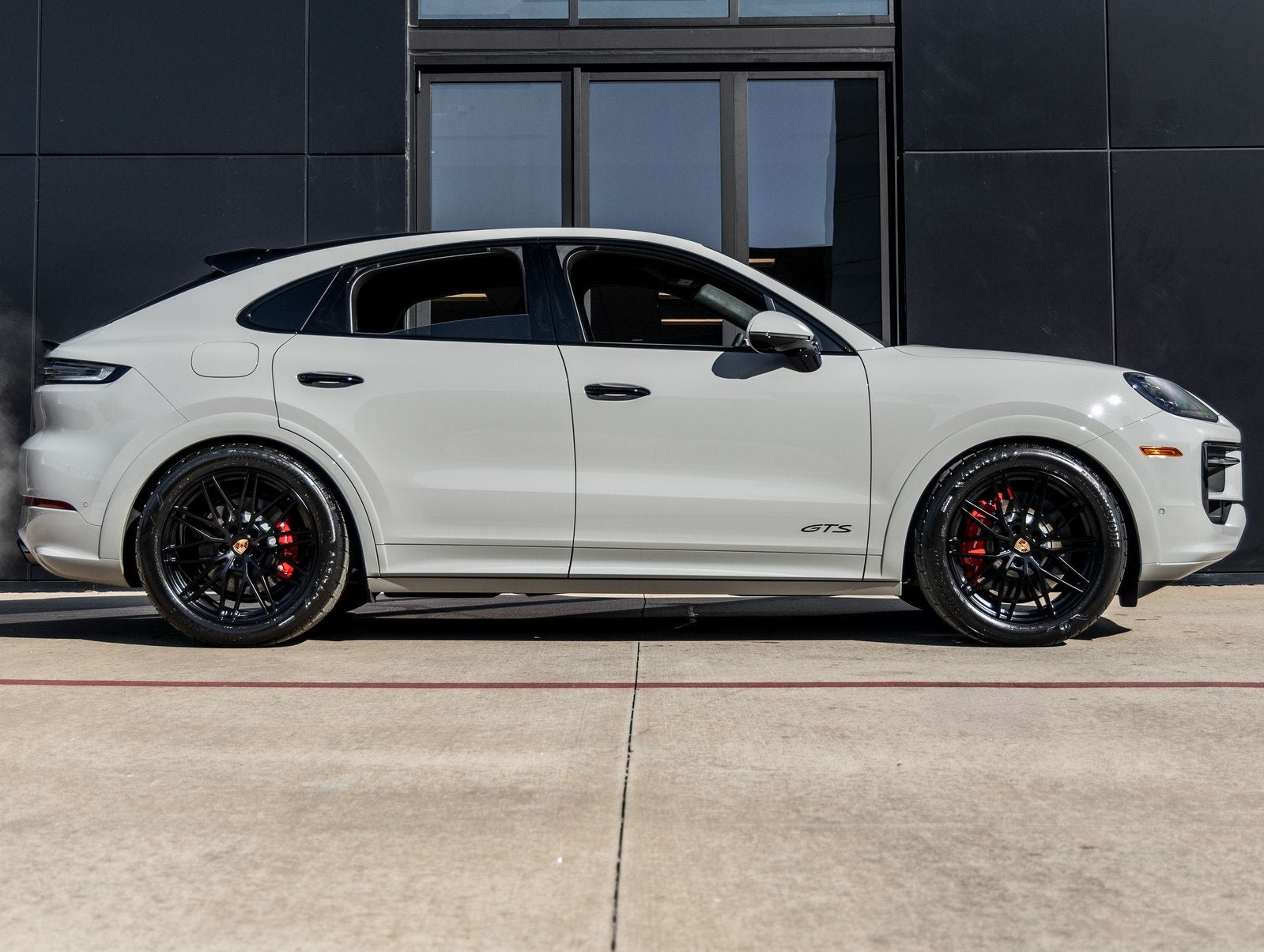 2026 Porsche Cayenne Coupe GTS