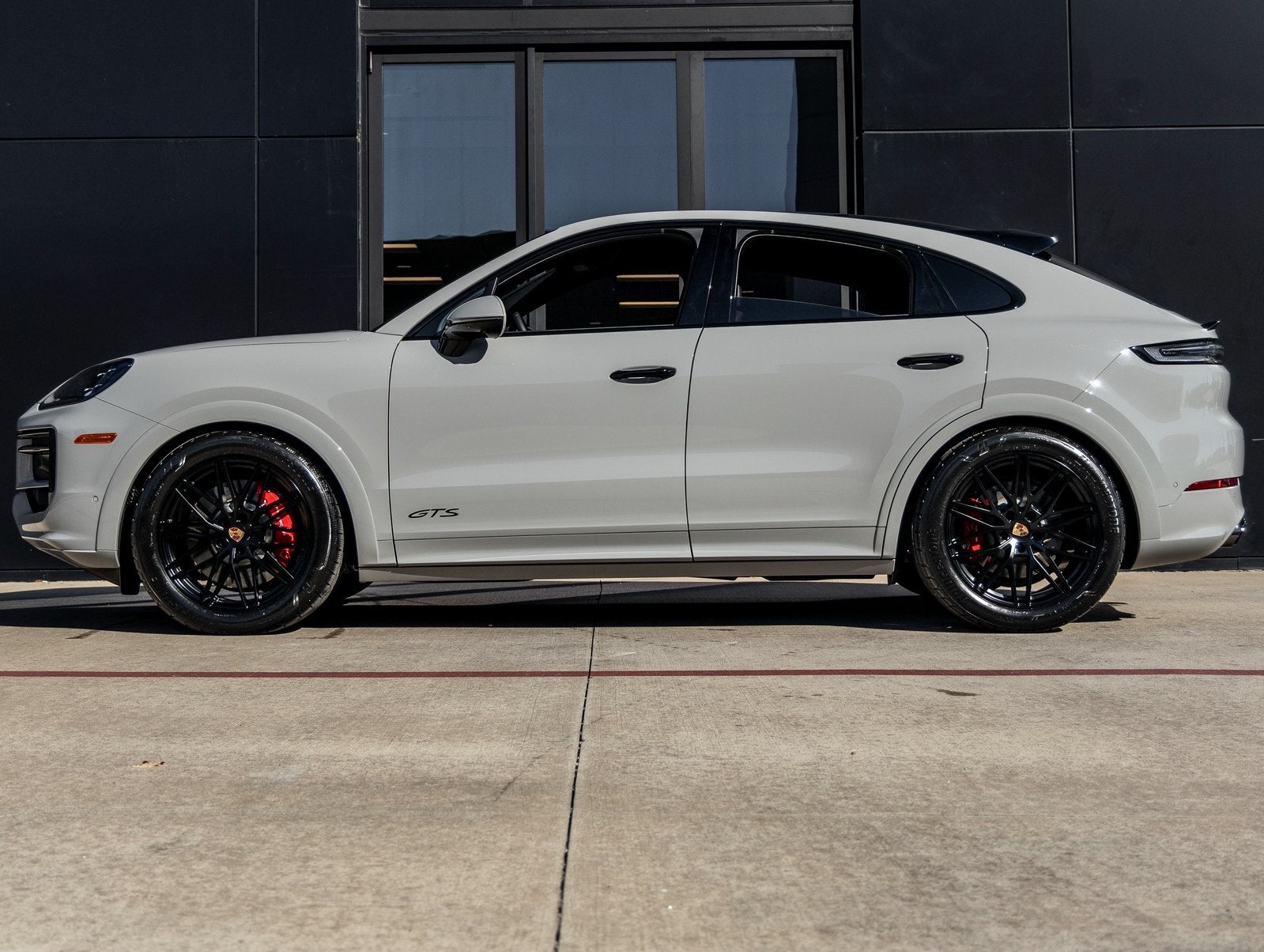 2026 Porsche Cayenne Coupe GTS