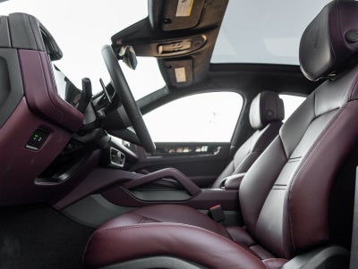 2026 Porsche Cayenne Coupe GTS