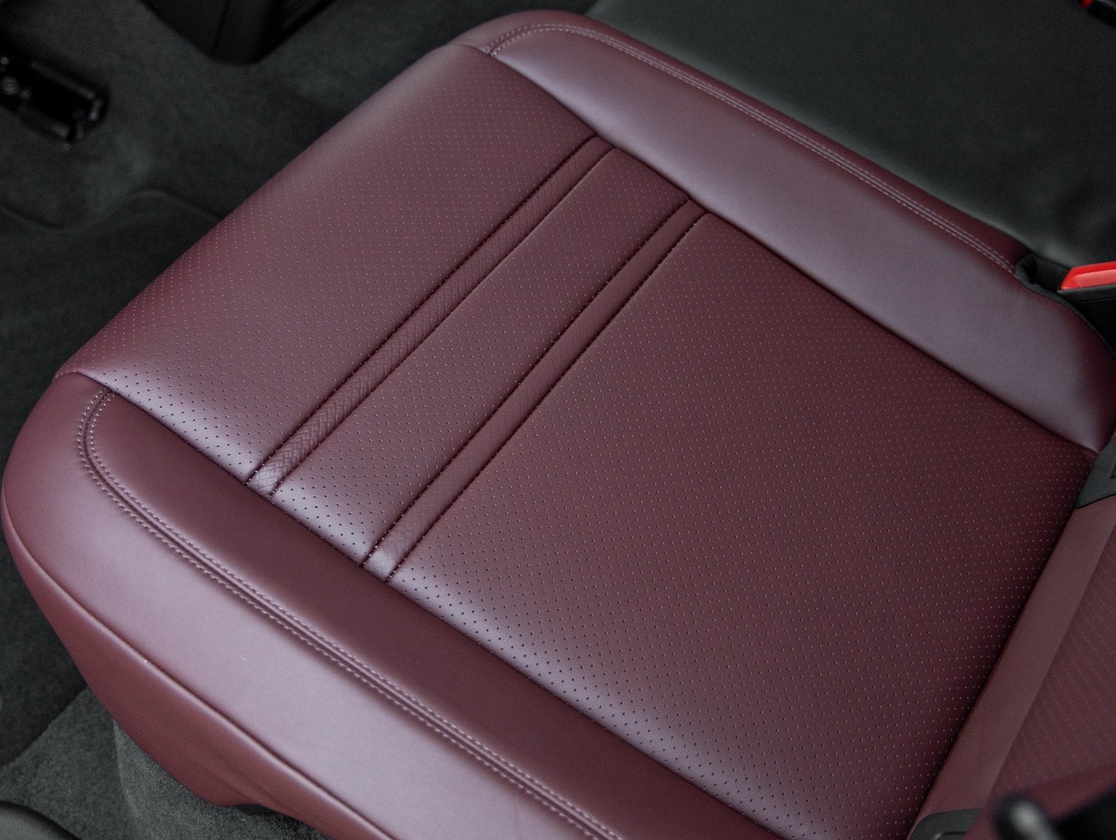 2026 Porsche Cayenne Coupe GTS