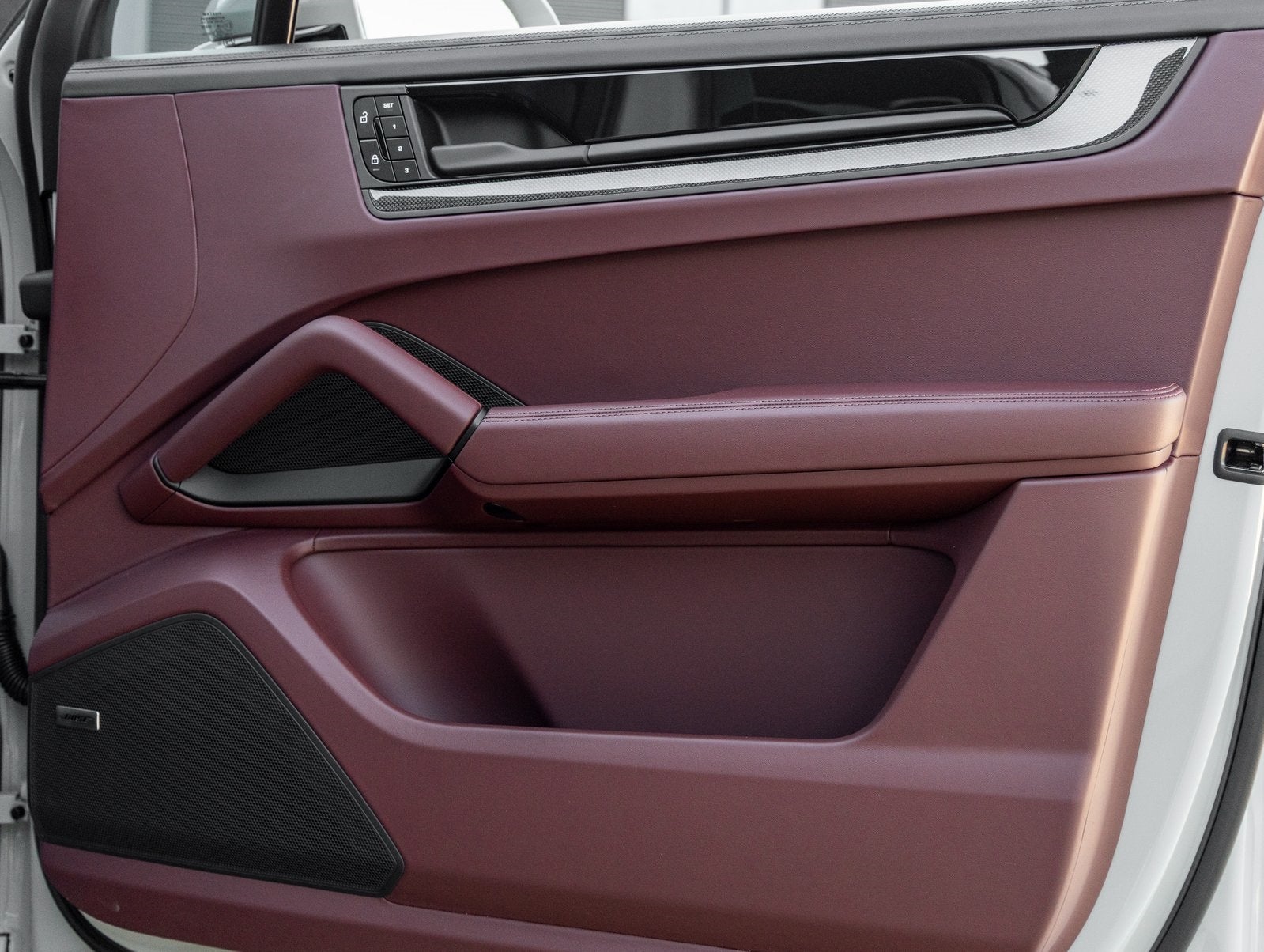 2026 Porsche Cayenne Coupe GTS