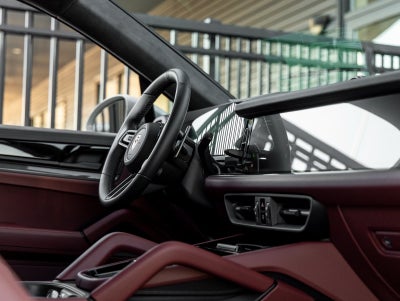 2026 Porsche Cayenne Coupe GTS