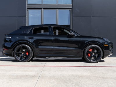 2025 Porsche Cayenne Coupe Cayenne GTS Coupe