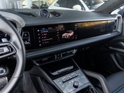 2025 Porsche Cayenne Coupe Cayenne GTS Coupe