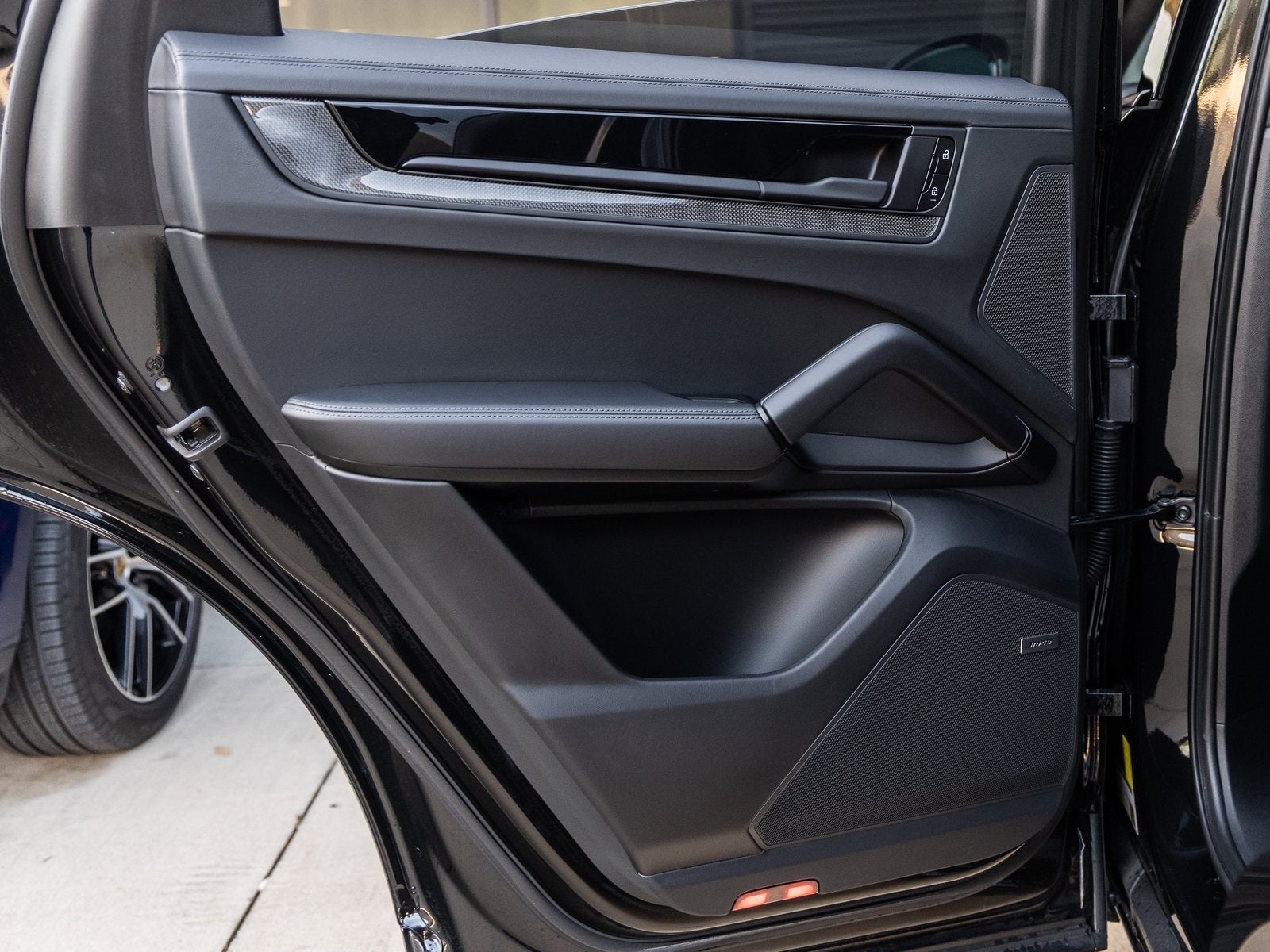 2025 Porsche Cayenne Coupe Cayenne GTS Coupe