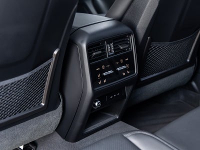 2025 Porsche Cayenne Coupe Cayenne GTS Coupe