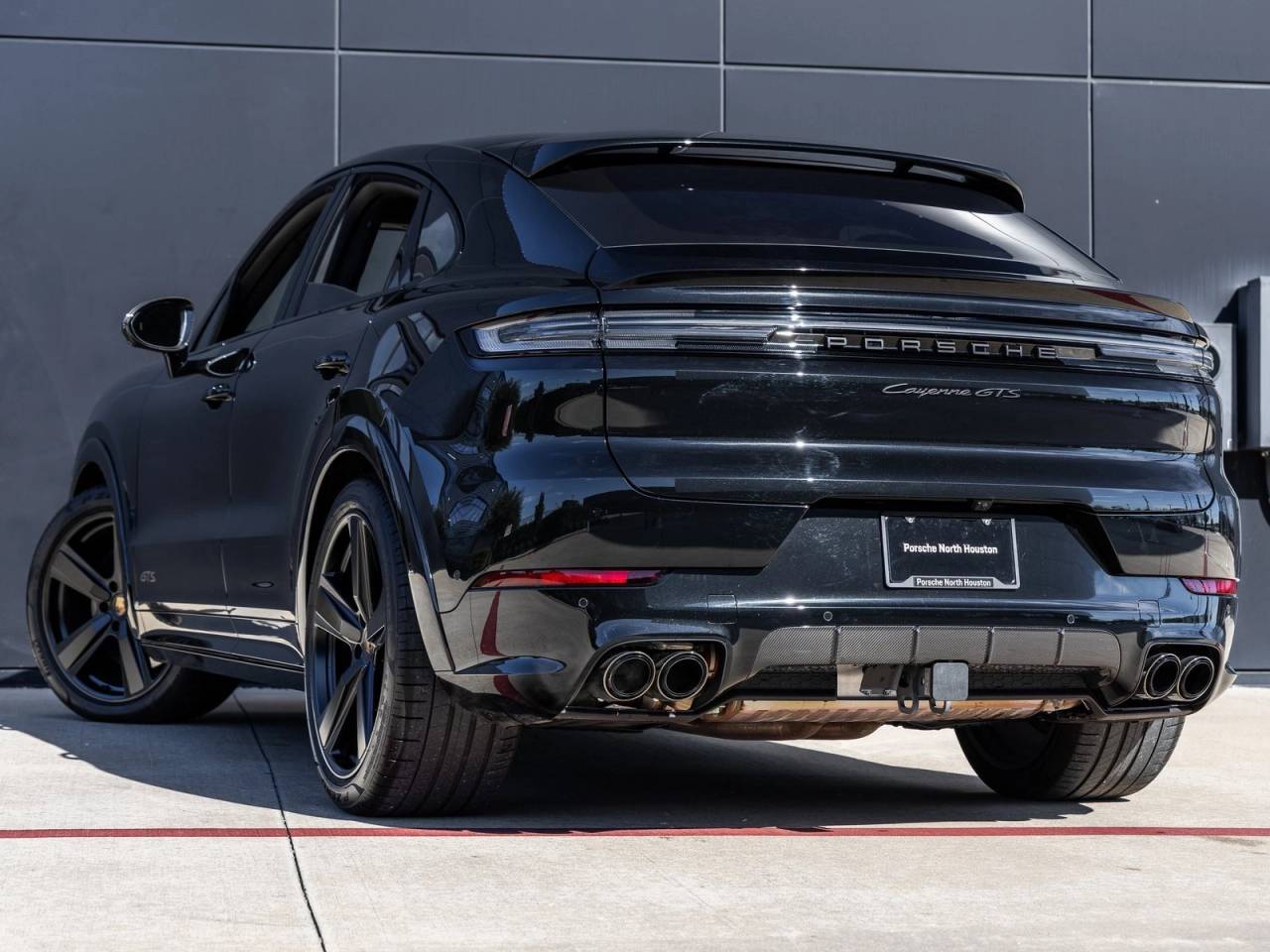 2025 Porsche Cayenne Coupe Cayenne GTS Coupe