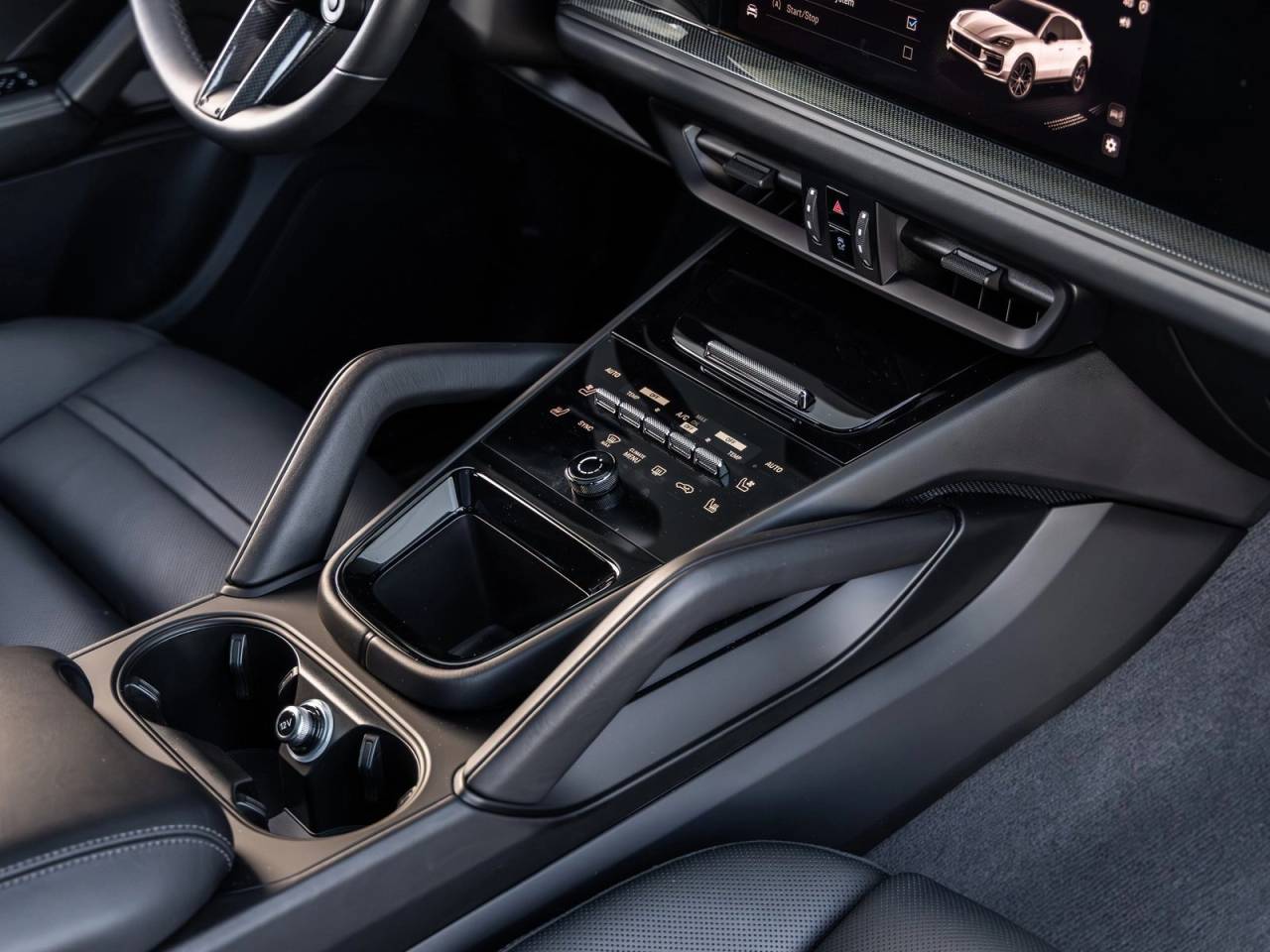 2025 Porsche Cayenne Coupe Cayenne GTS Coupe