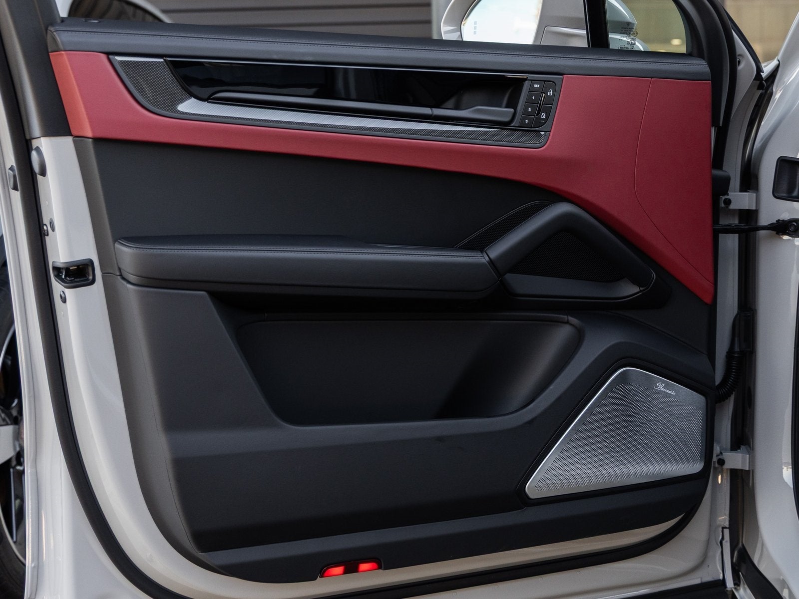 2026 Porsche Cayenne Coupe Cayenne GTS Coupe