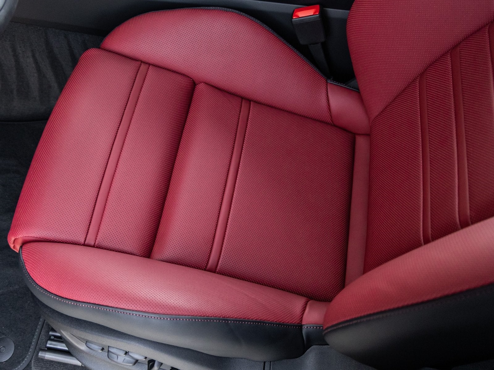 2026 Porsche Cayenne Coupe Cayenne GTS Coupe