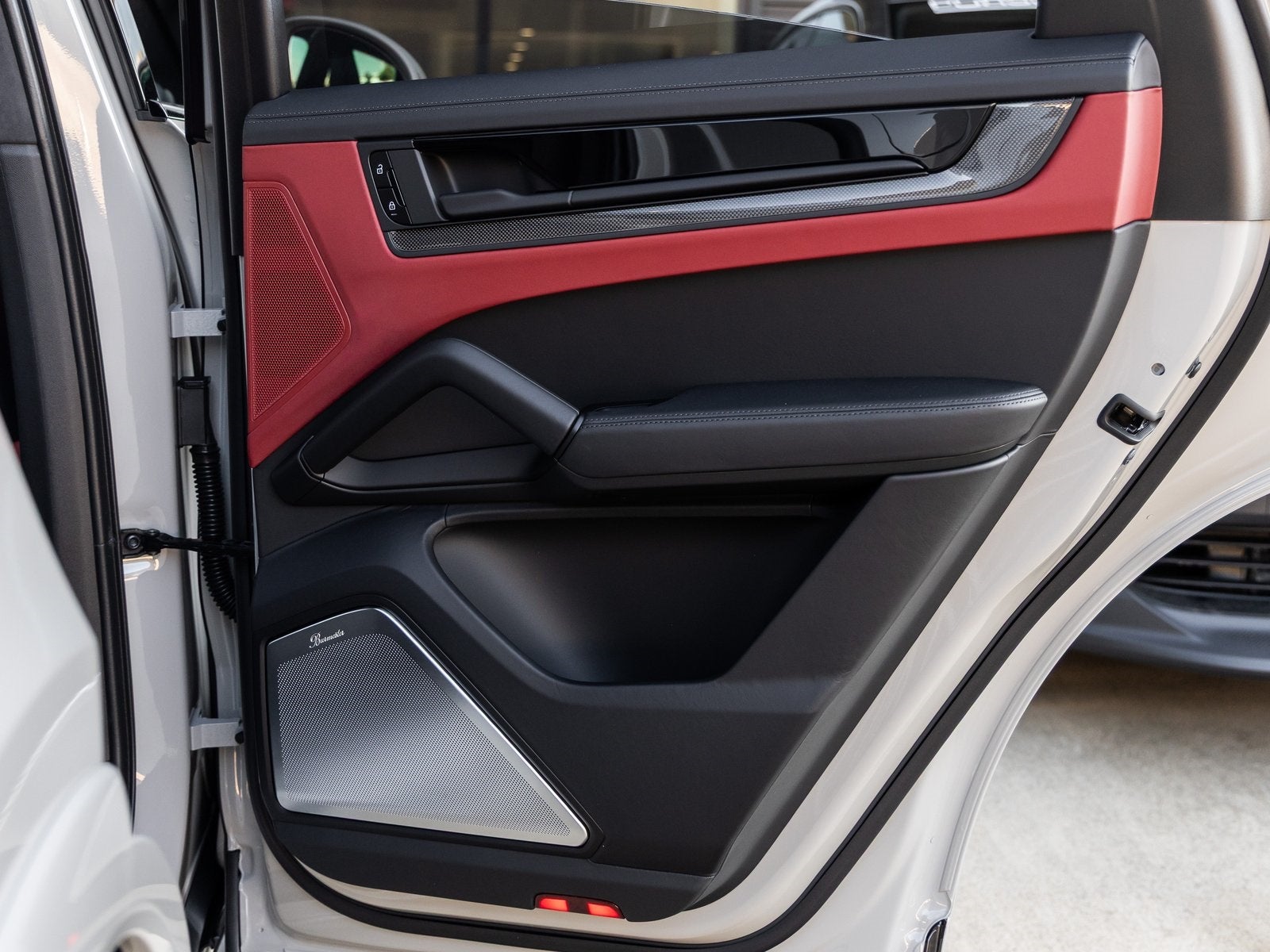 2026 Porsche Cayenne Coupe Cayenne GTS Coupe