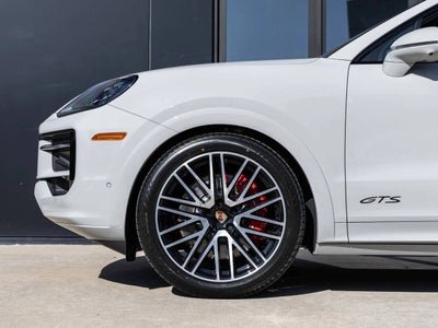 2026 Porsche Cayenne Coupe Cayenne GTS Coupe