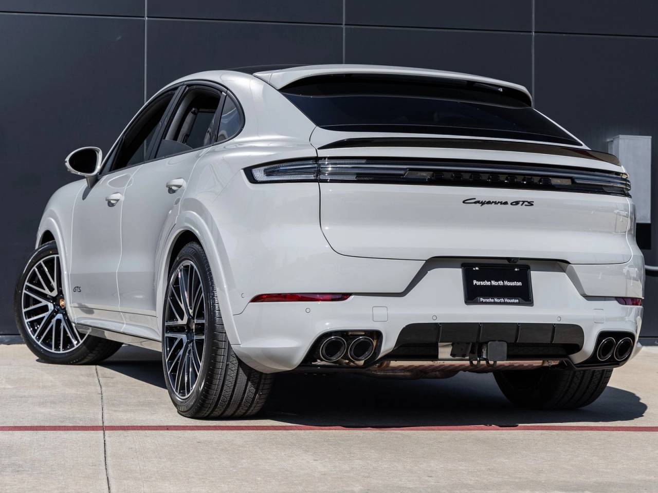 2026 Porsche Cayenne Coupe Cayenne GTS Coupe