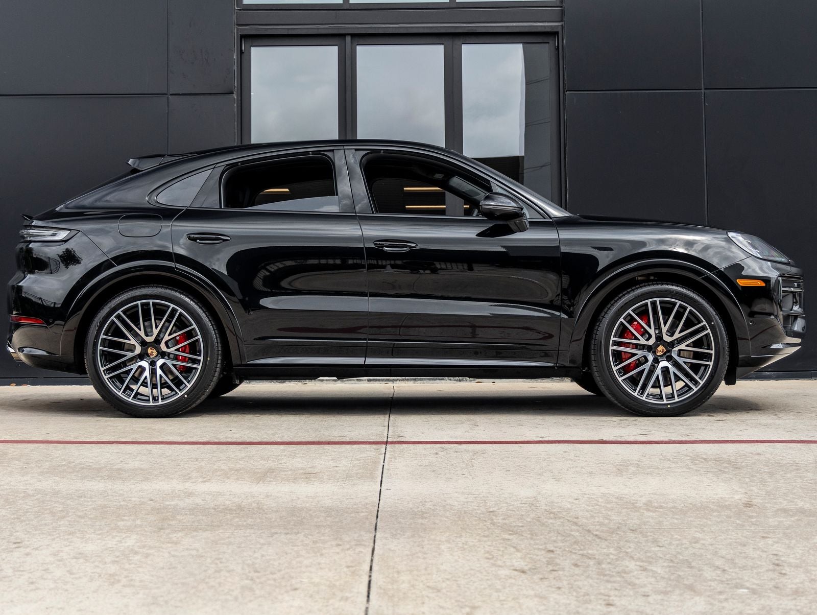 2026 Porsche Cayenne Coupe GTS