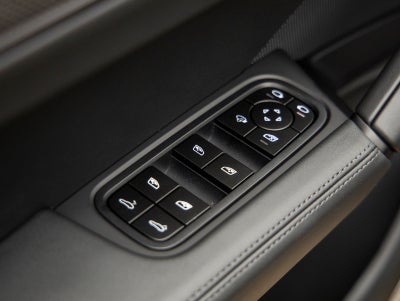 2026 Porsche Cayenne Coupe GTS