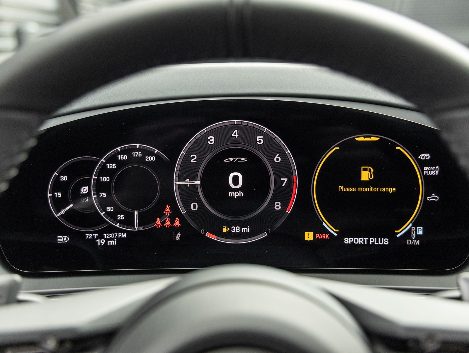 2026 Porsche Cayenne Coupe GTS