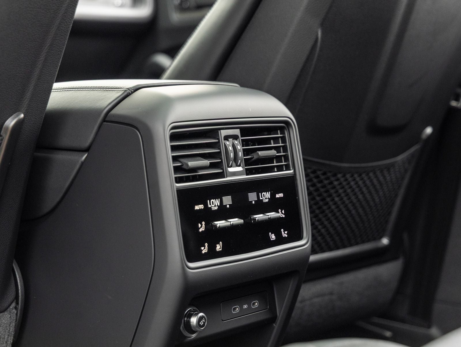 2026 Porsche Cayenne Coupe GTS