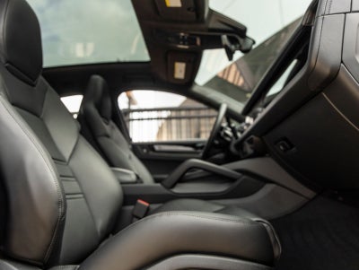 2026 Porsche Cayenne Coupe GTS