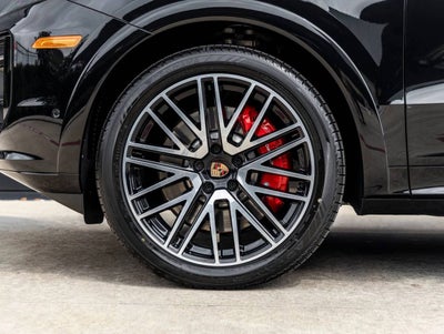 2026 Porsche Cayenne Coupe Cayenne GTS Coupe