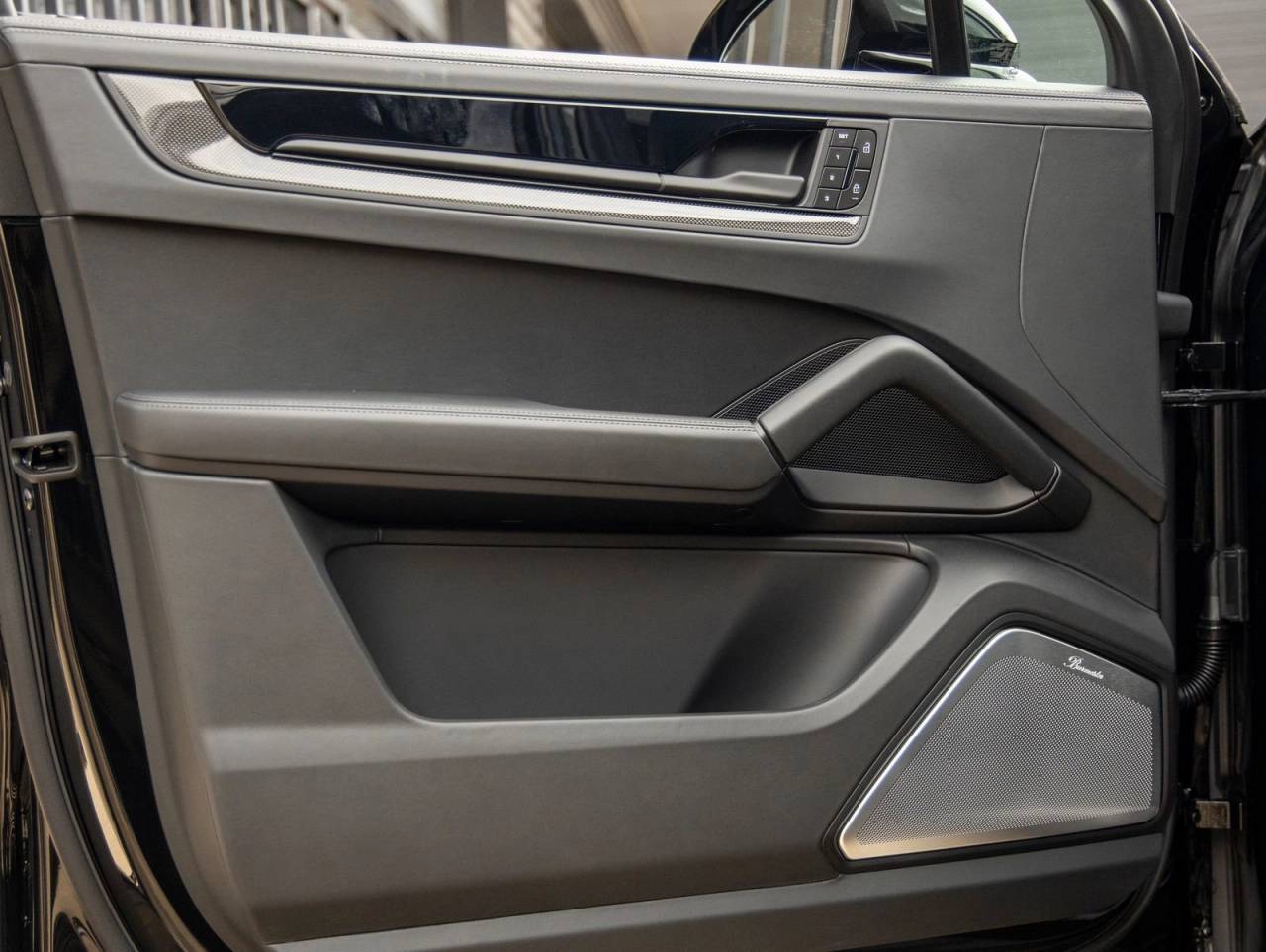 2026 Porsche Cayenne Coupe Cayenne GTS Coupe