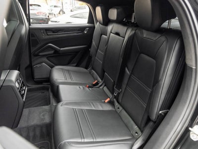 2026 Porsche Cayenne Coupe Cayenne GTS Coupe