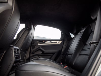 2024 Porsche Cayenne Cayenne Turbo GT