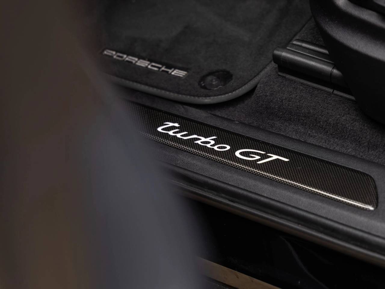 2023 Porsche Cayenne Turbo GT