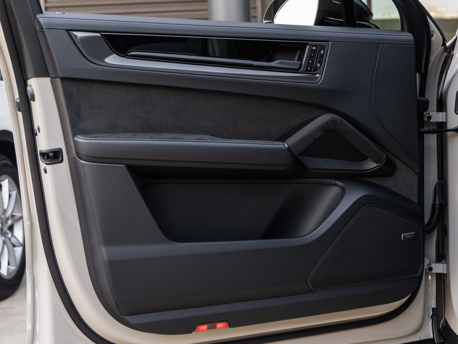 2026 Porsche Cayenne Coupe Turbo GT