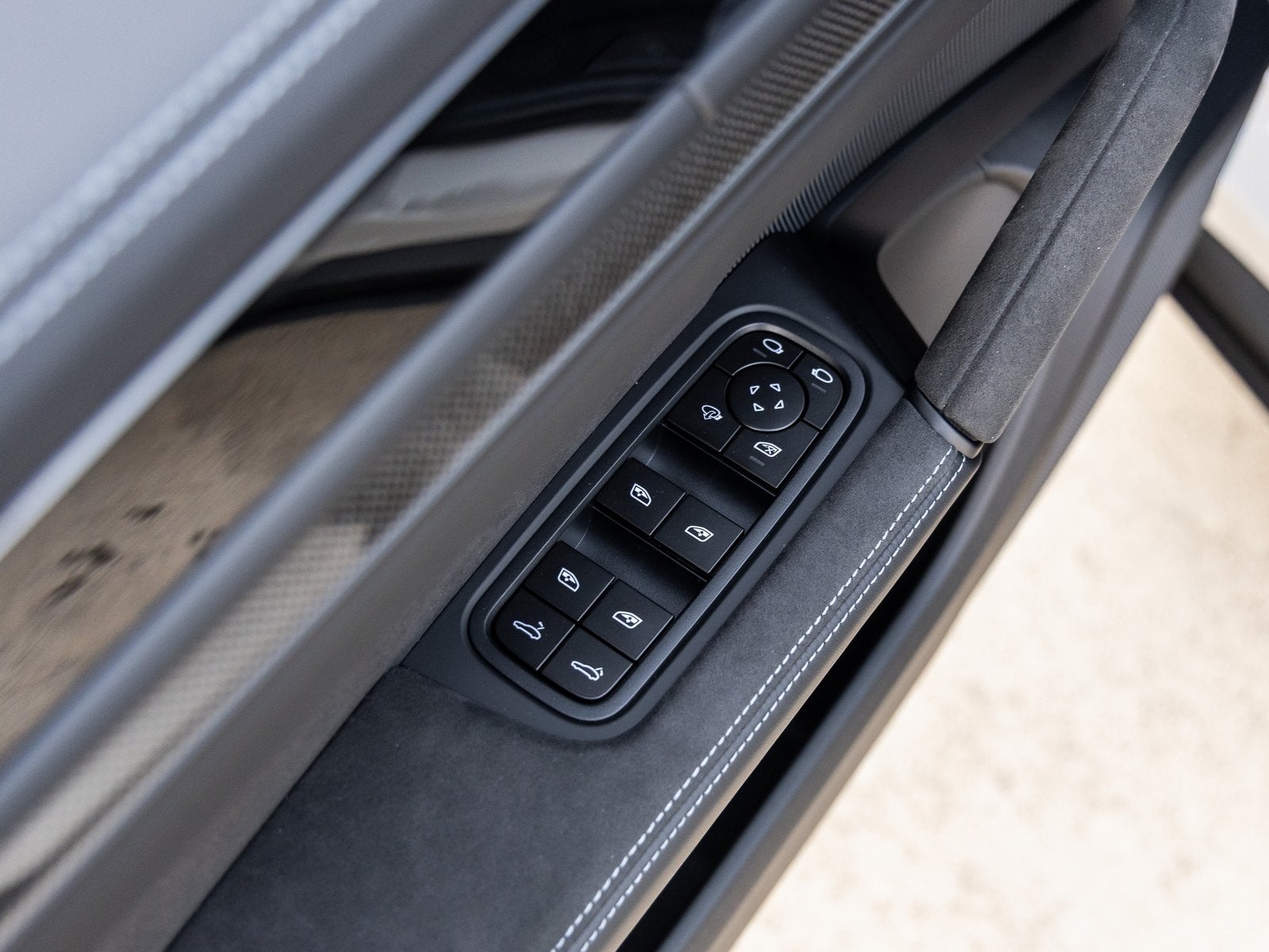 2026 Porsche Cayenne Coupe Turbo GT