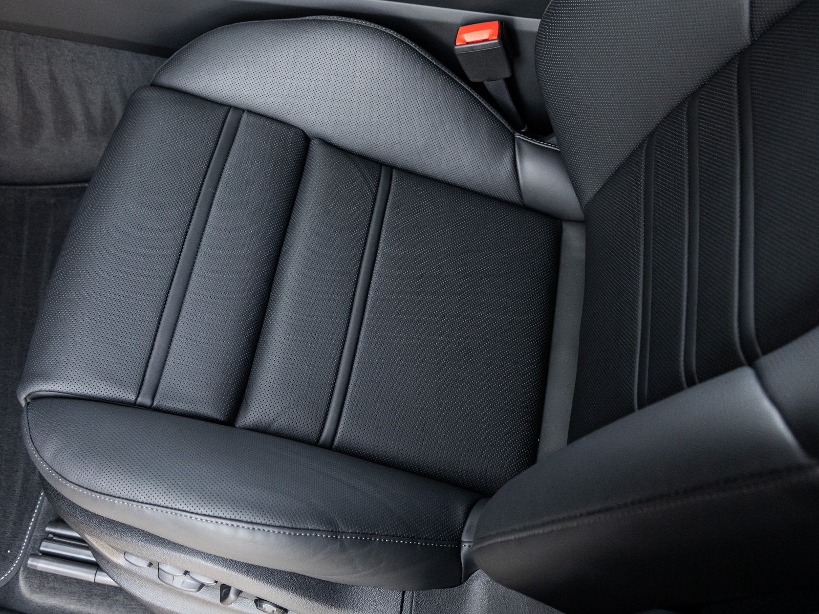 2026 Porsche Cayenne Coupe Turbo GT