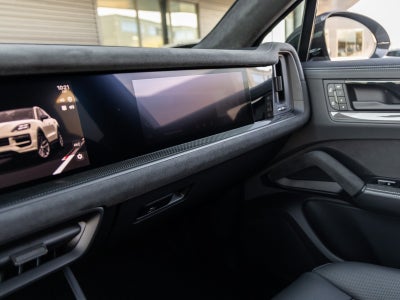 2026 Porsche Cayenne Coupe Turbo GT