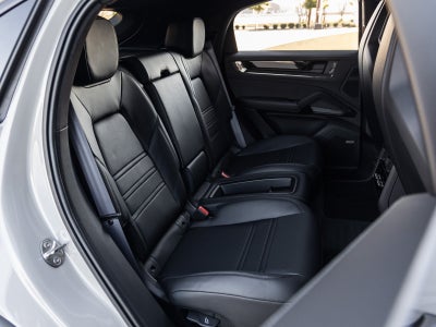 2026 Porsche Cayenne Coupe Turbo GT