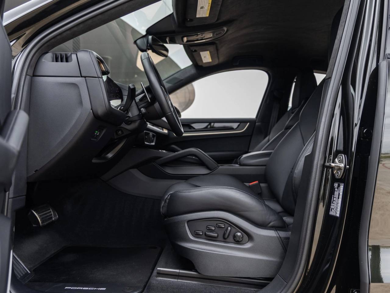 2024 Porsche Cayenne Coupe Cayenne Turbo GT