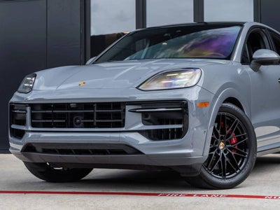 2024 Porsche Cayenne S Coupe