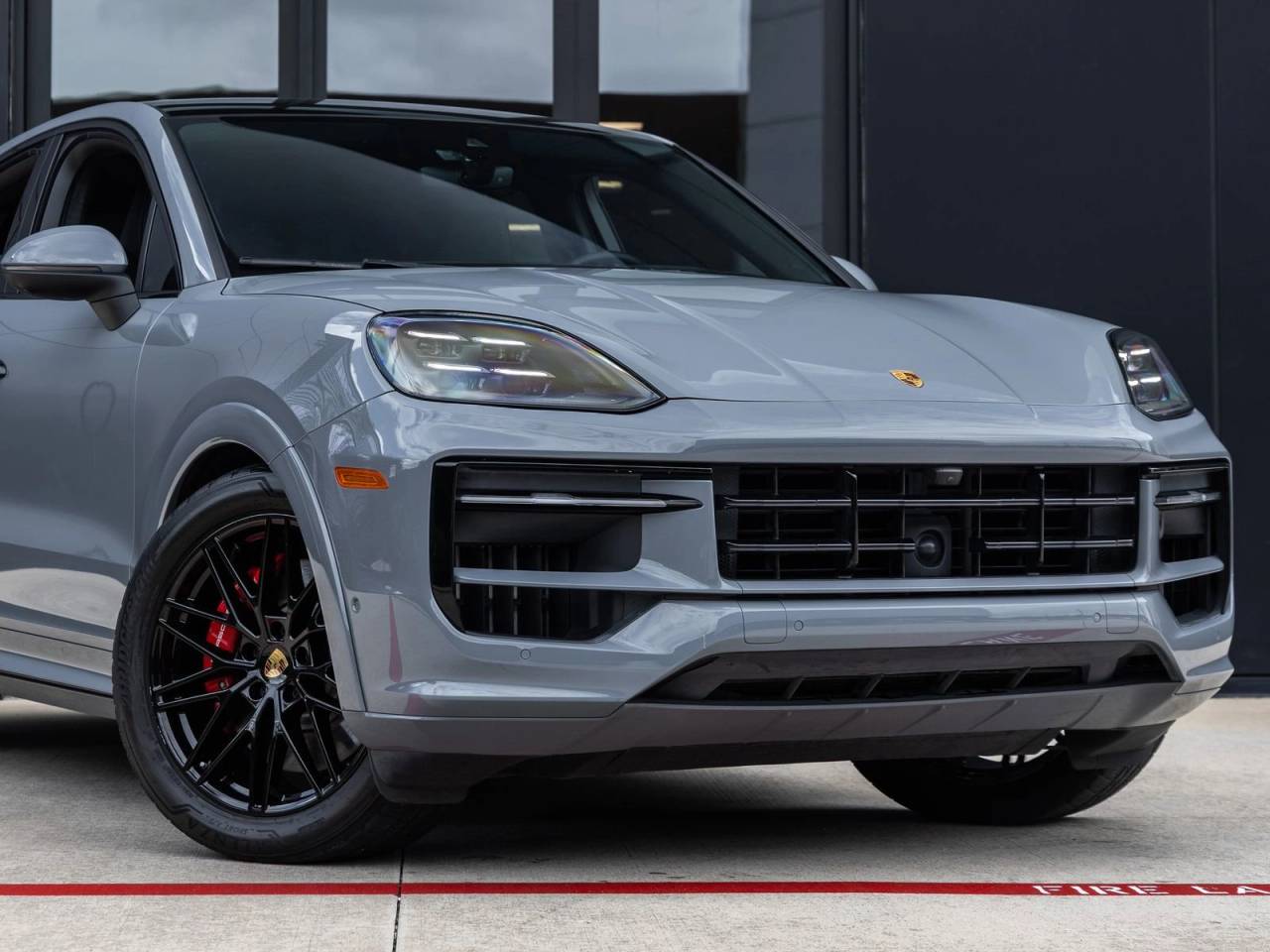 2024 Porsche Cayenne S Coupe
