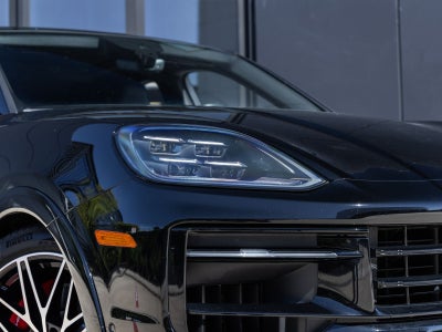 2024 Porsche Cayenne Coupe S