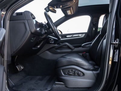 2024 Porsche Cayenne Coupe S